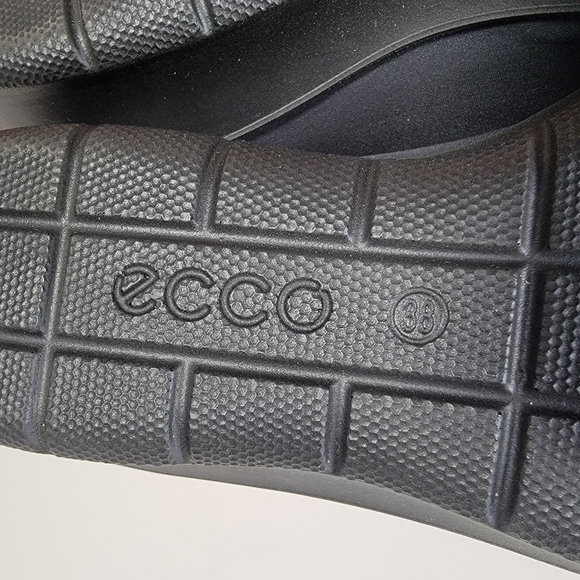ECCO Black Women's Slip-On Shoes Size 38 Comfort Shoe Wardrobe Staple Office - Picture 12 of 15